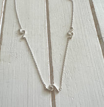 Load image into Gallery viewer, Triple Wave Necklace