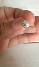 Load image into Gallery viewer, Sand Dollar earrings (small)
