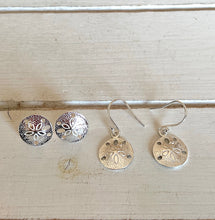 Load image into Gallery viewer, Sand Dollar earrings (large)