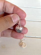 Load image into Gallery viewer, Sand Dollar earrings (large)