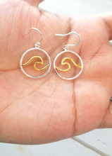 Load image into Gallery viewer, Wave Earrings