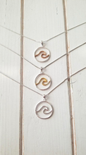 Load image into Gallery viewer, Wave Necklace