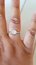 Load image into Gallery viewer, Circle ring with Cz