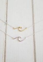 Load image into Gallery viewer, Wave necklace