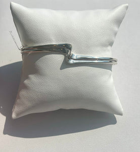 Double wave cuff
