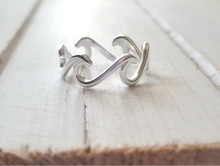 Load image into Gallery viewer, Wave Ring - Multi Wave
