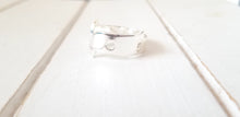 Load image into Gallery viewer, Lobster Measuring ring
