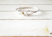 Load image into Gallery viewer, Fisherman Knot Hook Bangle
