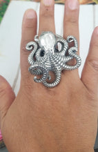 Load image into Gallery viewer, Octopus Ring
