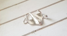 Load image into Gallery viewer, Stingray Pendant
