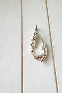 Hook pendant (Extra Large)