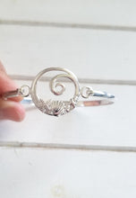 Load image into Gallery viewer, Sealife Bangle
