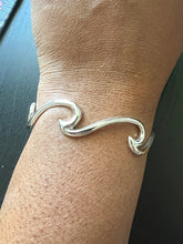 Load image into Gallery viewer, Multi Wave Cuff
