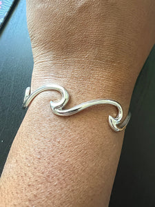 Multi Wave Cuff