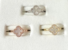 Load image into Gallery viewer, Clover Ring with Pearl
