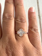 Load image into Gallery viewer, Clover Ring with Pearl
