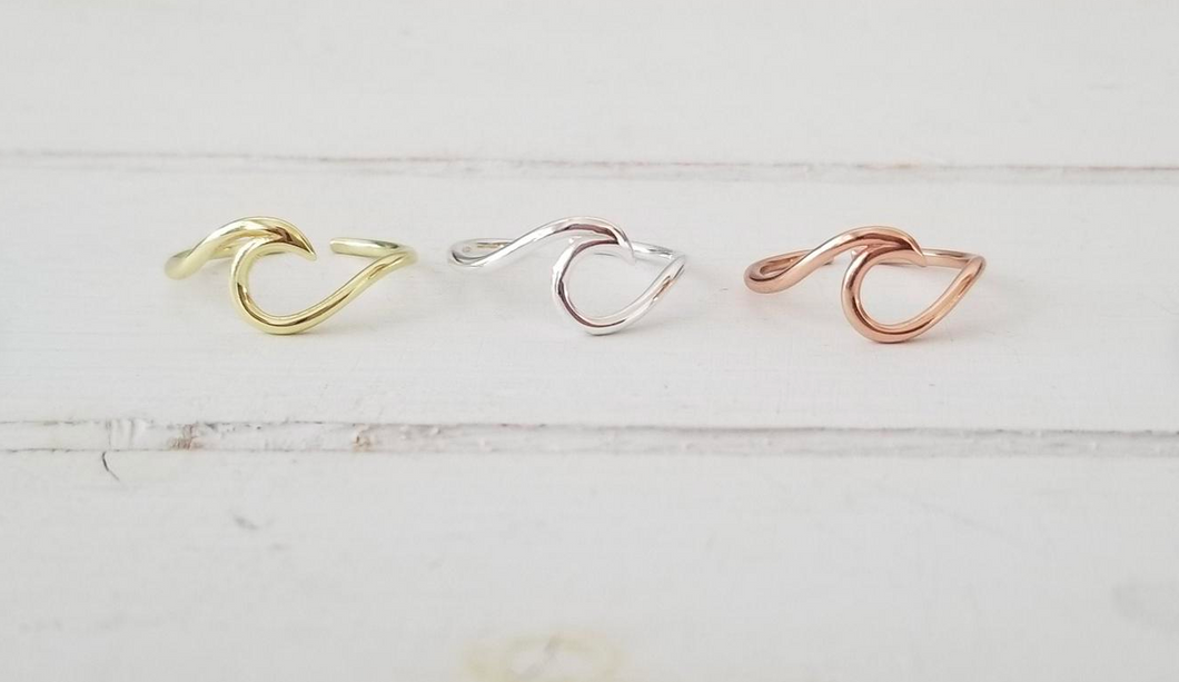 Wave toe ring