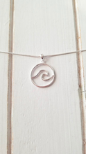 Load image into Gallery viewer, Wave Necklace
