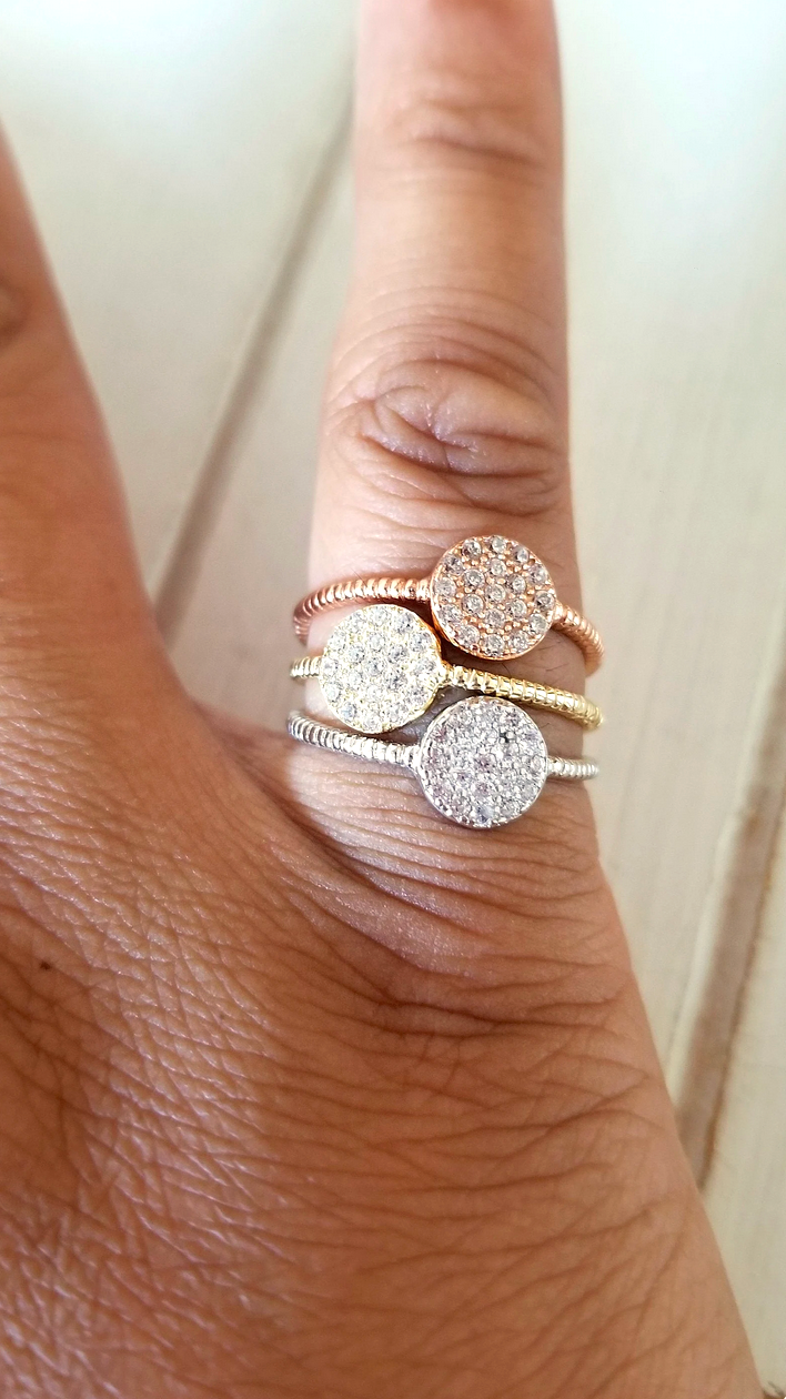Circle ring with Cz