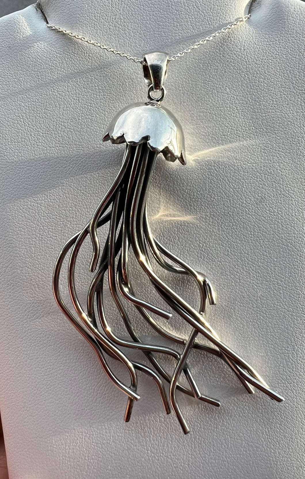 Jellyfish pendant